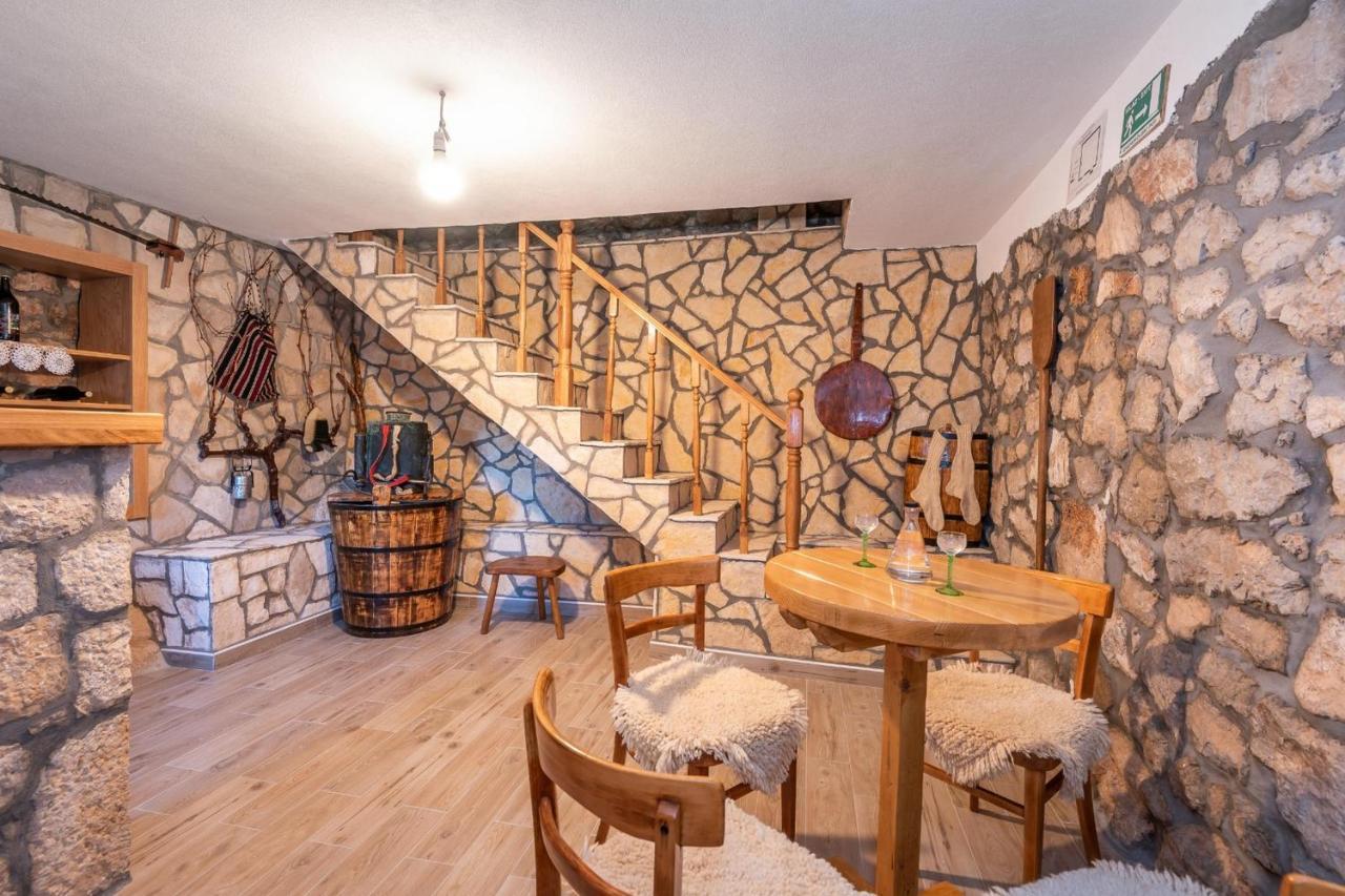 Villa Lazini Dvori Stasevica Bagian luar foto