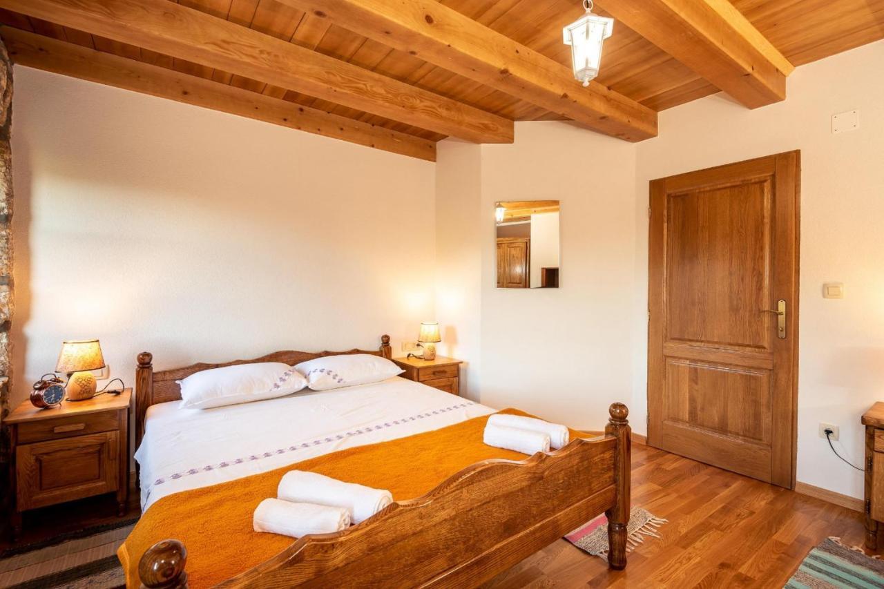 Villa Lazini Dvori Stasevica Bagian luar foto